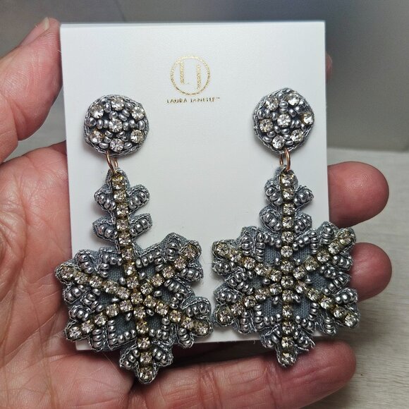 Rhinestone Snowflake Earrings Laura Janelle NWT - Picture 4 of 5